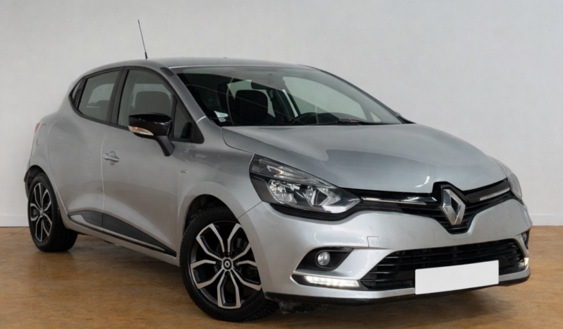 
								Renault Clio full									