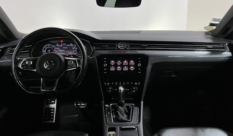 
								Volkswagen Artéon full									