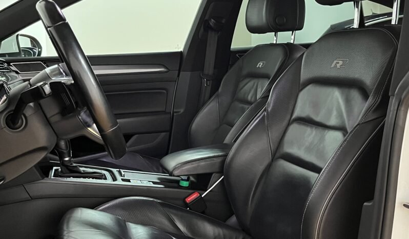 
								Volkswagen Artéon full									