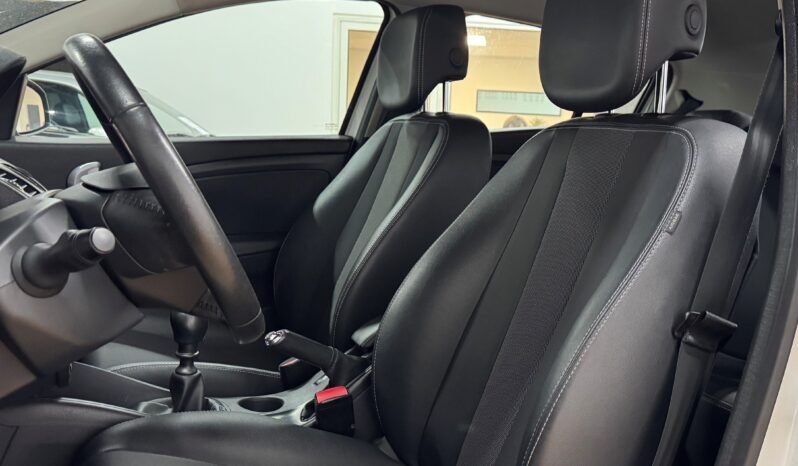 
								Renault Mégane 3 full									