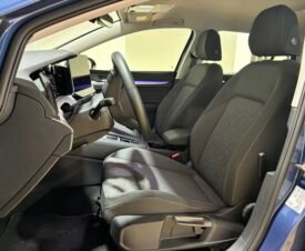 Volkswagen Golf 8 SW