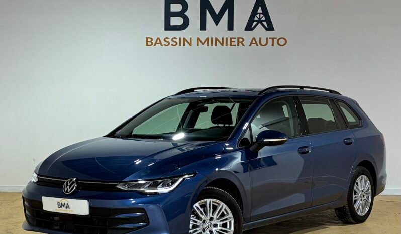 
								Volkswagen Golf 8 SW full									