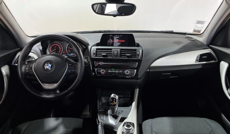 
								BMW série 1 lounge full									