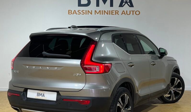 
								volvo xc40 full									