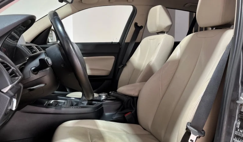 
								Bmw serie 1 apple carplay full									